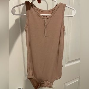 Kyte baby sunset sleeveless onesie